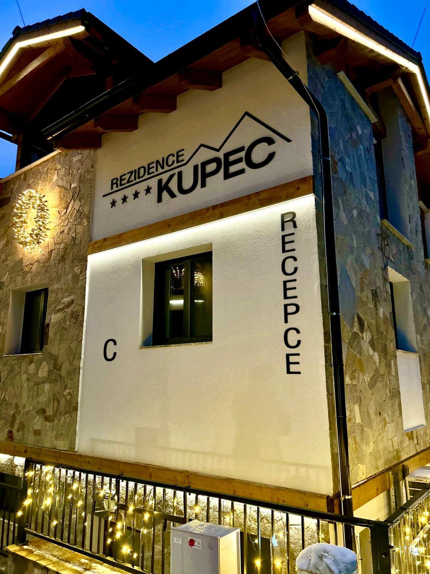 Rezidence Kupec Lägenhet Frymburk Exteriör bild